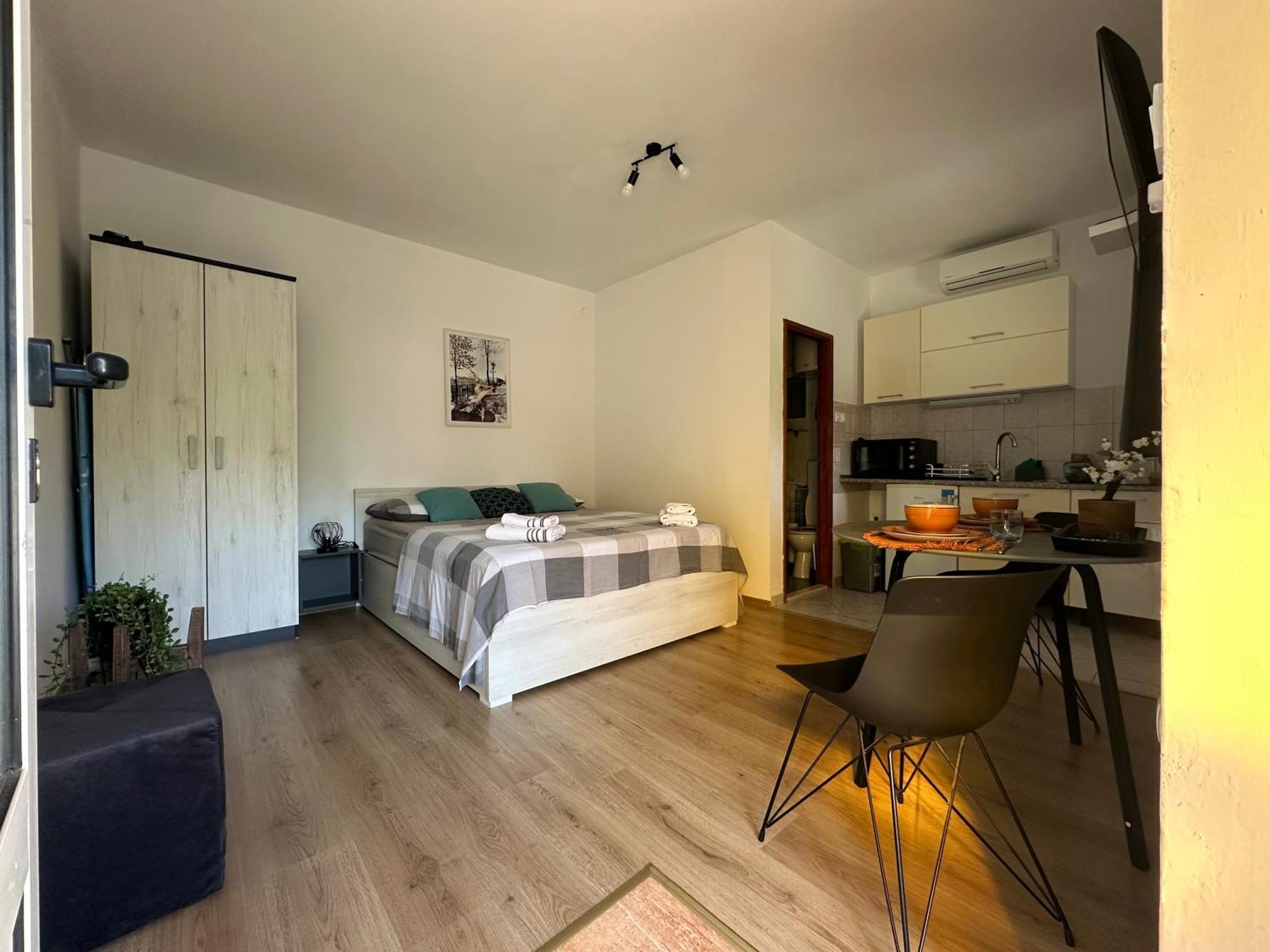 Studio Apartment Coce Трогір Екстер'єр фото