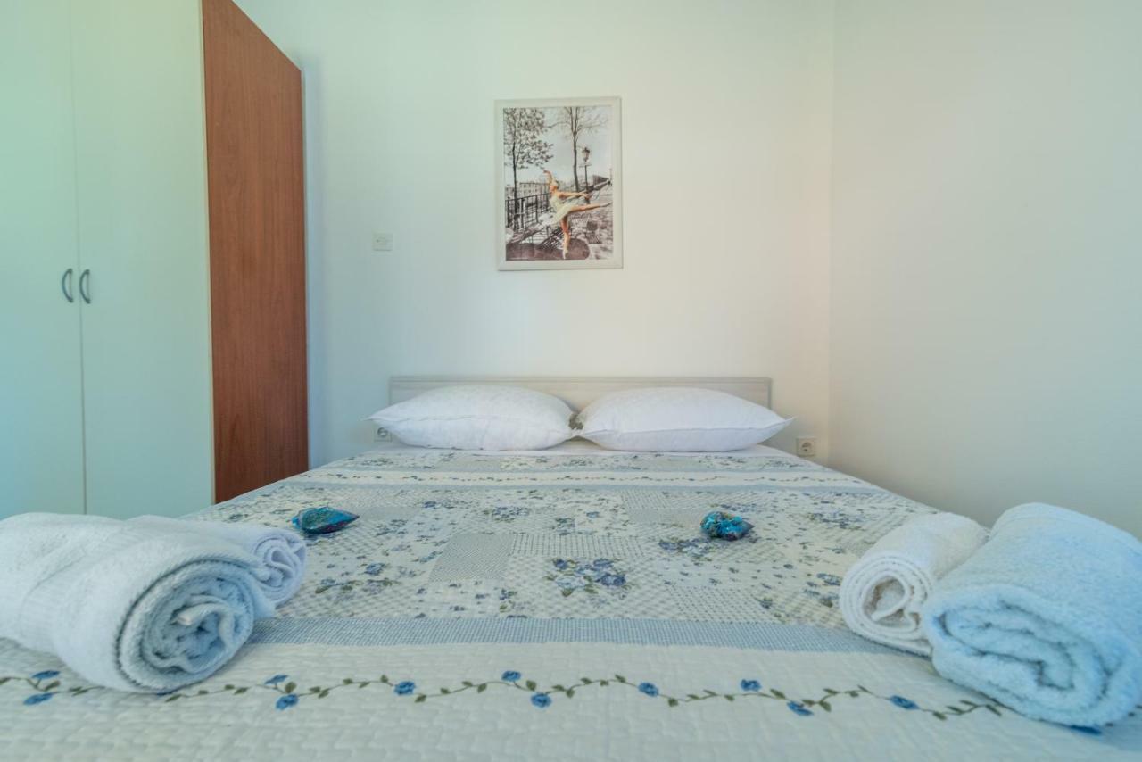 Studio Apartment Coce Трогір Екстер'єр фото